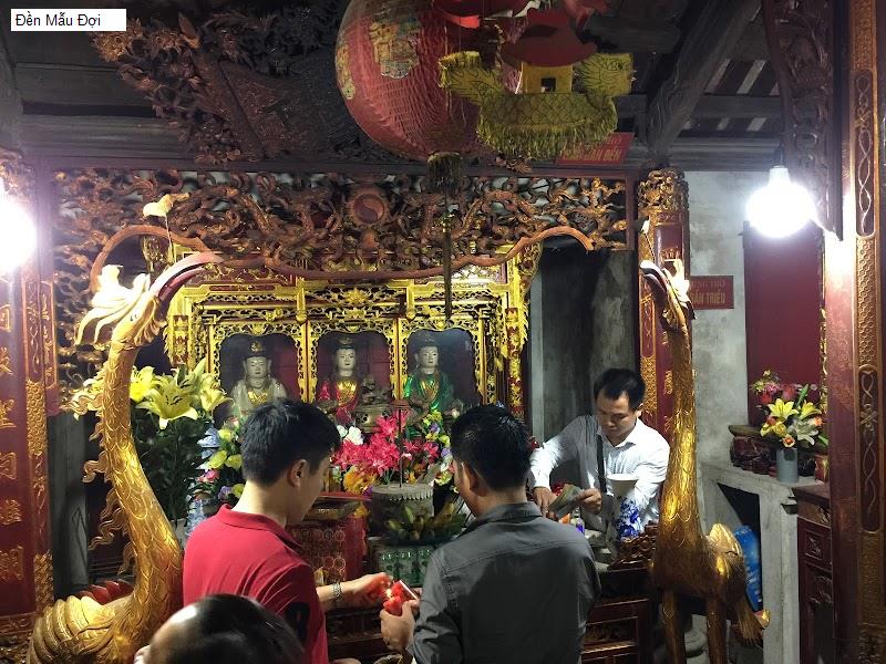 Đền Mẫu Đợi